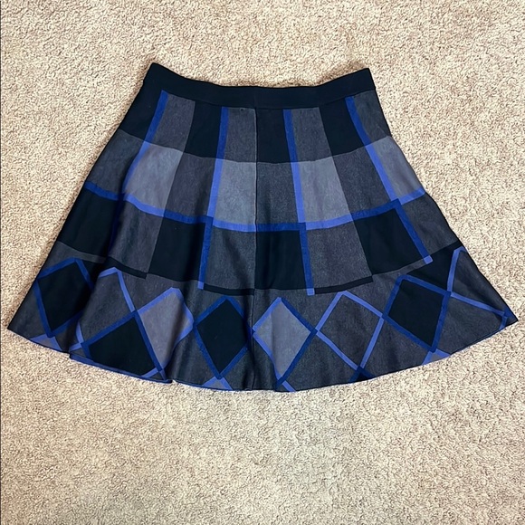 Stylish Black and Blue Women's Skirt - Picture 6 of 9